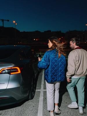 Ride on your terms. Anytime, anywhere. Get the Bolt app now.