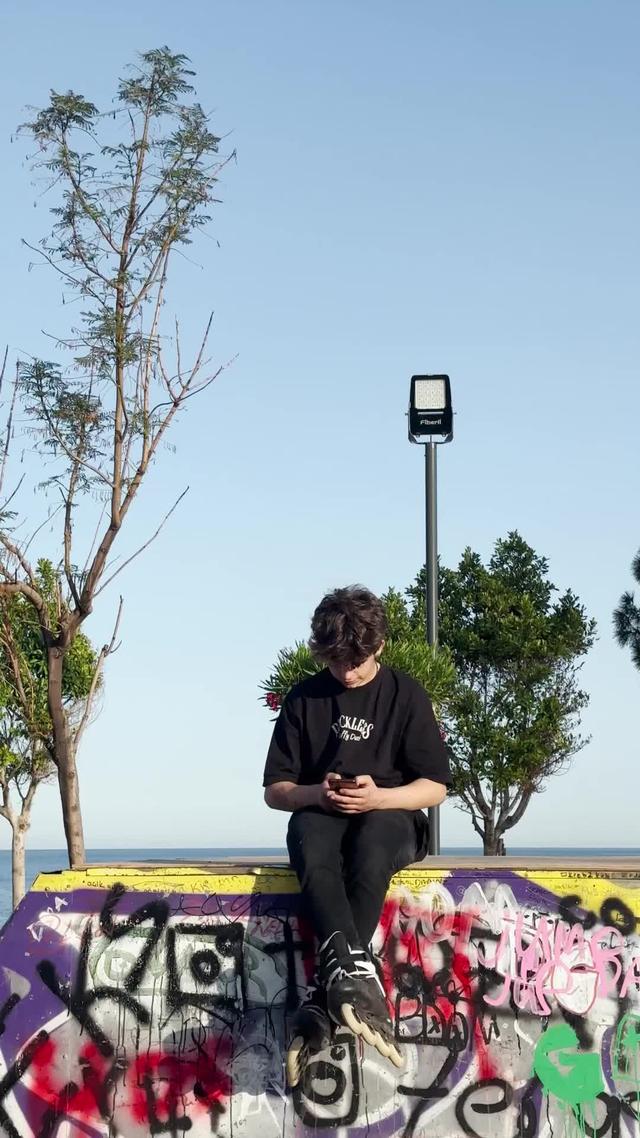 Voco tam sana göre birisini bulmak için yanında. Tek yapman gereken şey Vocolamak !