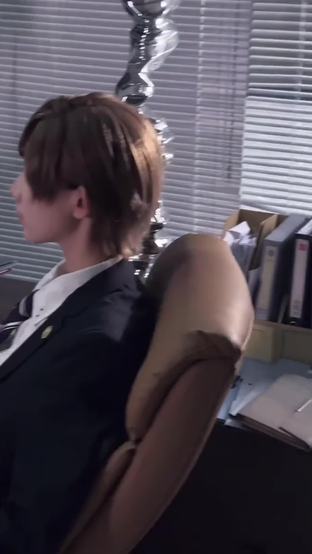 Try Linky, chat with anyone you want!