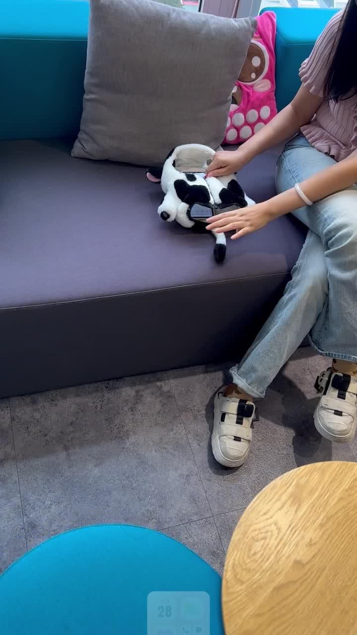 Set exclusive widgets & themes for your Phone!