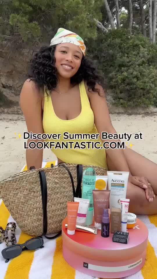 Unlock exclusive beauty perks, discounts & more with the LOOKFANTASTIC App!