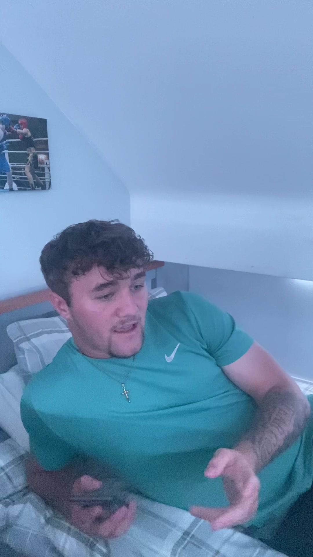 #Ad Get the CallJesus app now on IOS 📞  @CallJesus