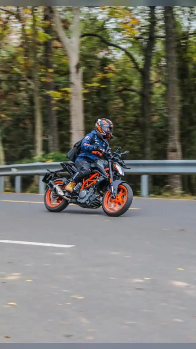 AI漫畫臉，用Faceplay變身!