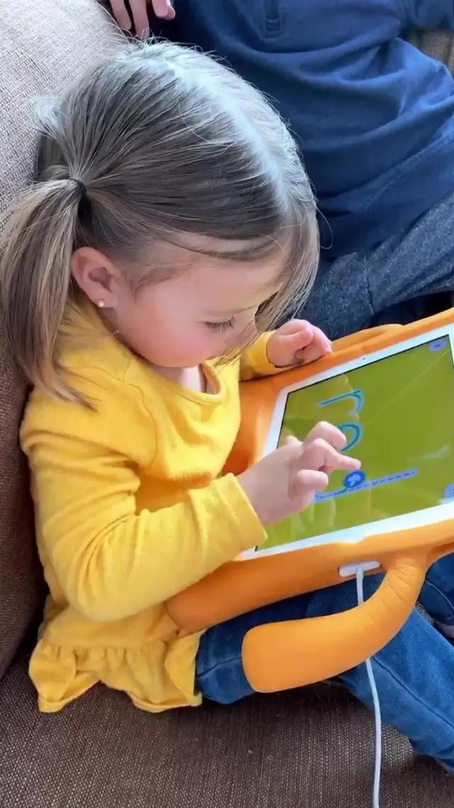 Kids at home? 1,200+ English learning games for them to play and learn!