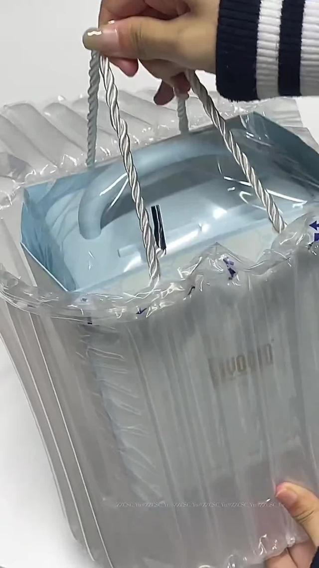 每次购物都省钱！下载我们的返现 App，享受最新的折扣和返现。