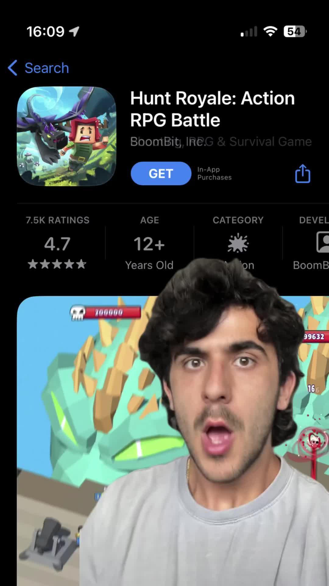 Compete with other players hunting monsters. Will you be the last warrior standing?