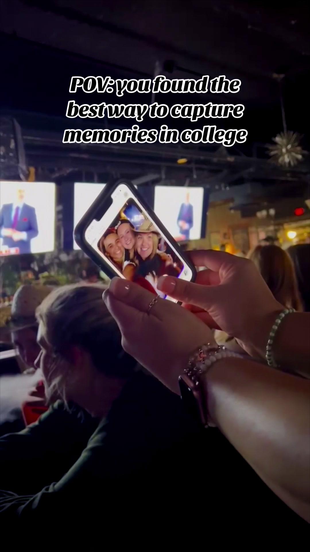 With @amo’s Capture you can cherish & remember every Honky Tonk night at Harper’s with your best friends 🤠  #michiganstate #honkytonk #harpers #countrygirl #amo #capture #bestfriends #bar