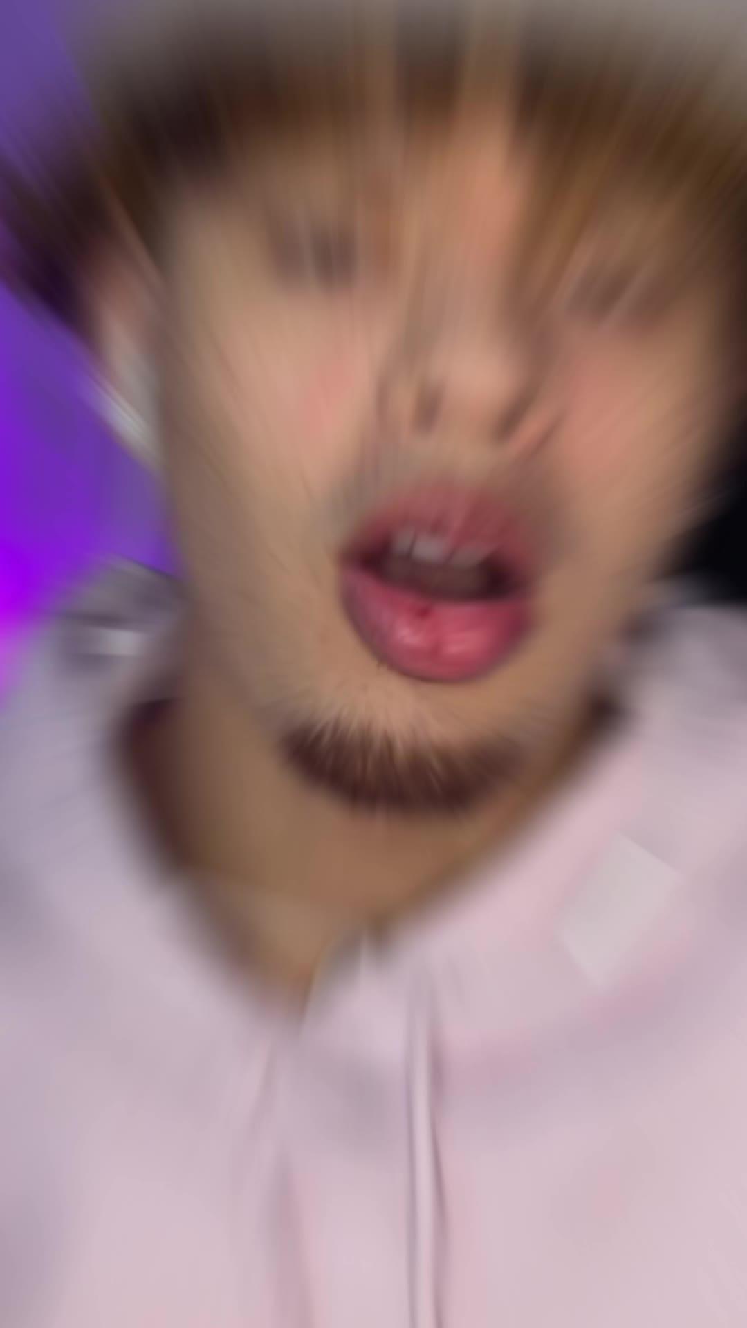 Set exclusive widgets & themes for your Phone