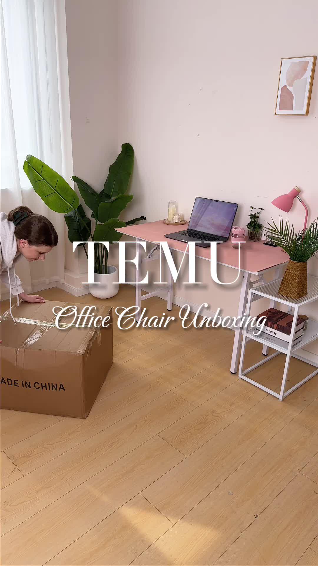 Unbox my new office chair 📝 I have my dining chairs stored away and I can take them out when I have guests over. 🙌🏽 The new chair makes me actually want to work LOL ❤ Chair : @temu #temusale #temuhaul #temu #temufinds #temudecor #temuoffice #officefinds#officedecor