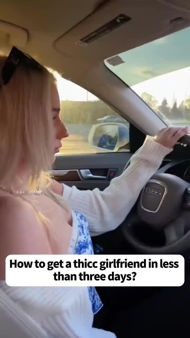 The coolest Chat App for Knowing New People. Download Now!