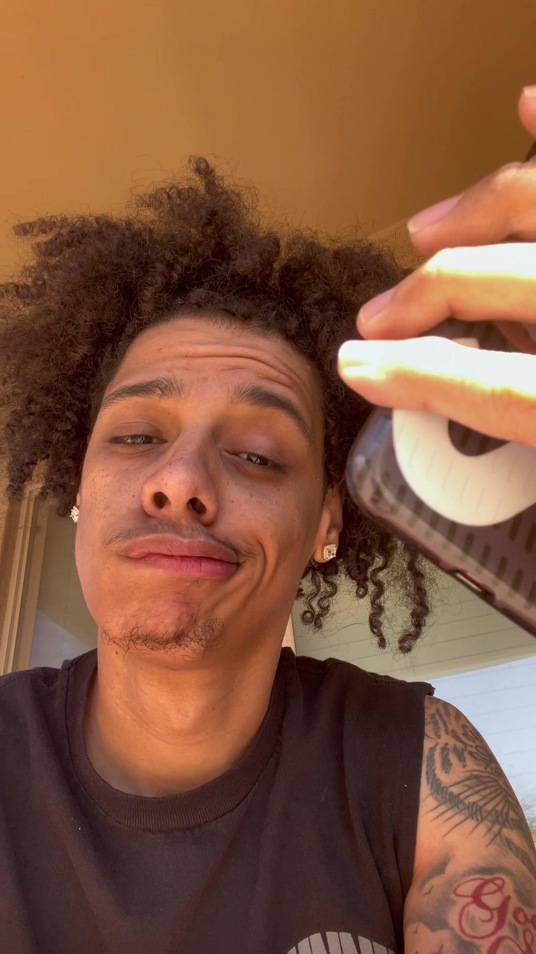 Talk AI is fire 🔥🔥🔥 #TalkAI #translator #tiktokshop #fyp #tiktokshopblackfriday #viral #foryou #tiktokmademebuyit #fypシ #foryoupage #marcustoocrazy #trending #comedyskit