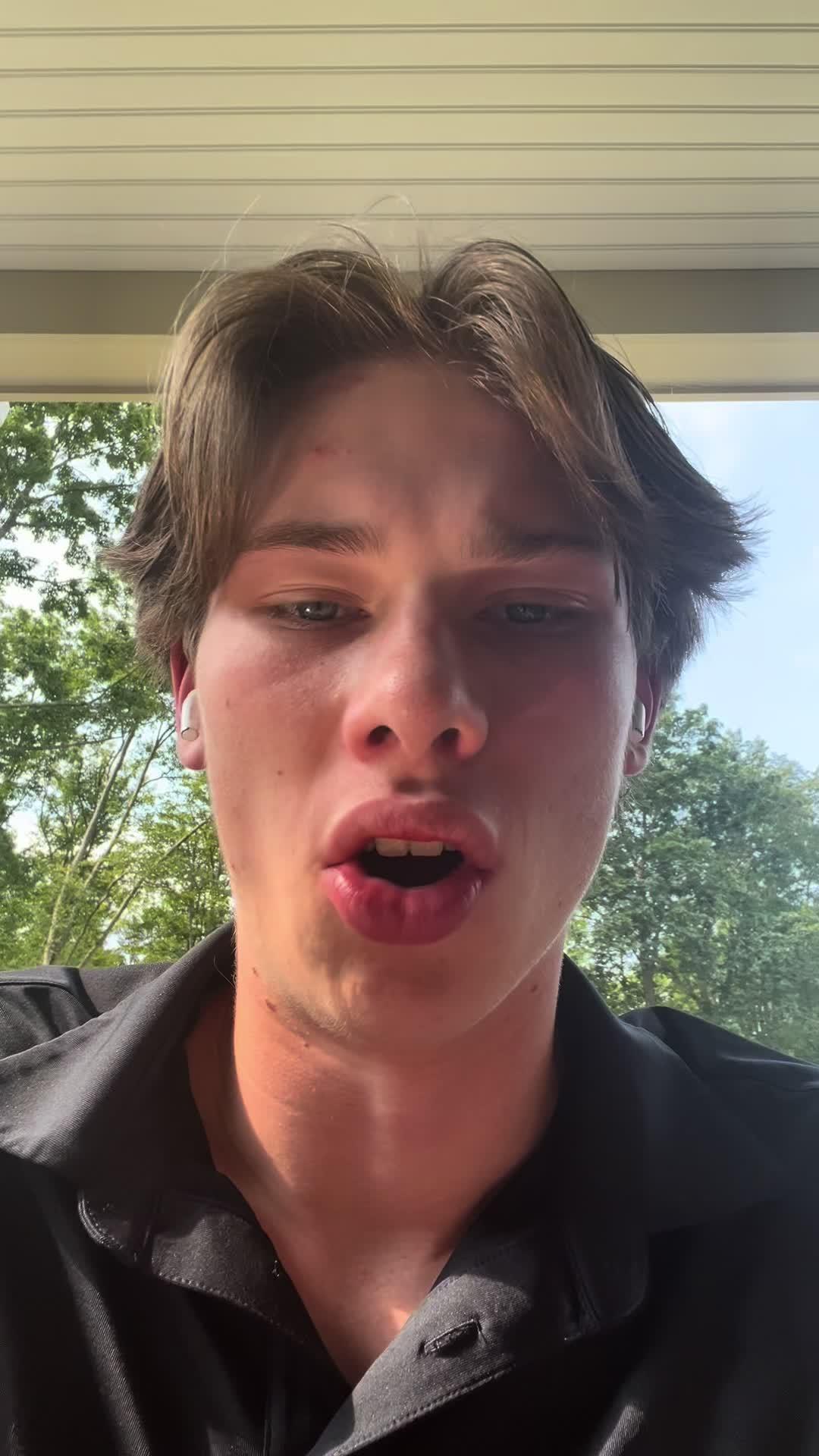 Can you become the coolest Streamer?