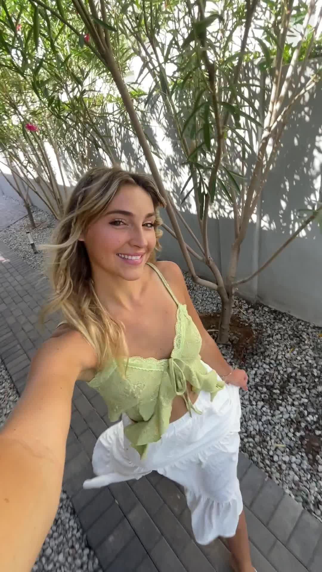 Adorable & affordable! Get 20% off your 1st app order!