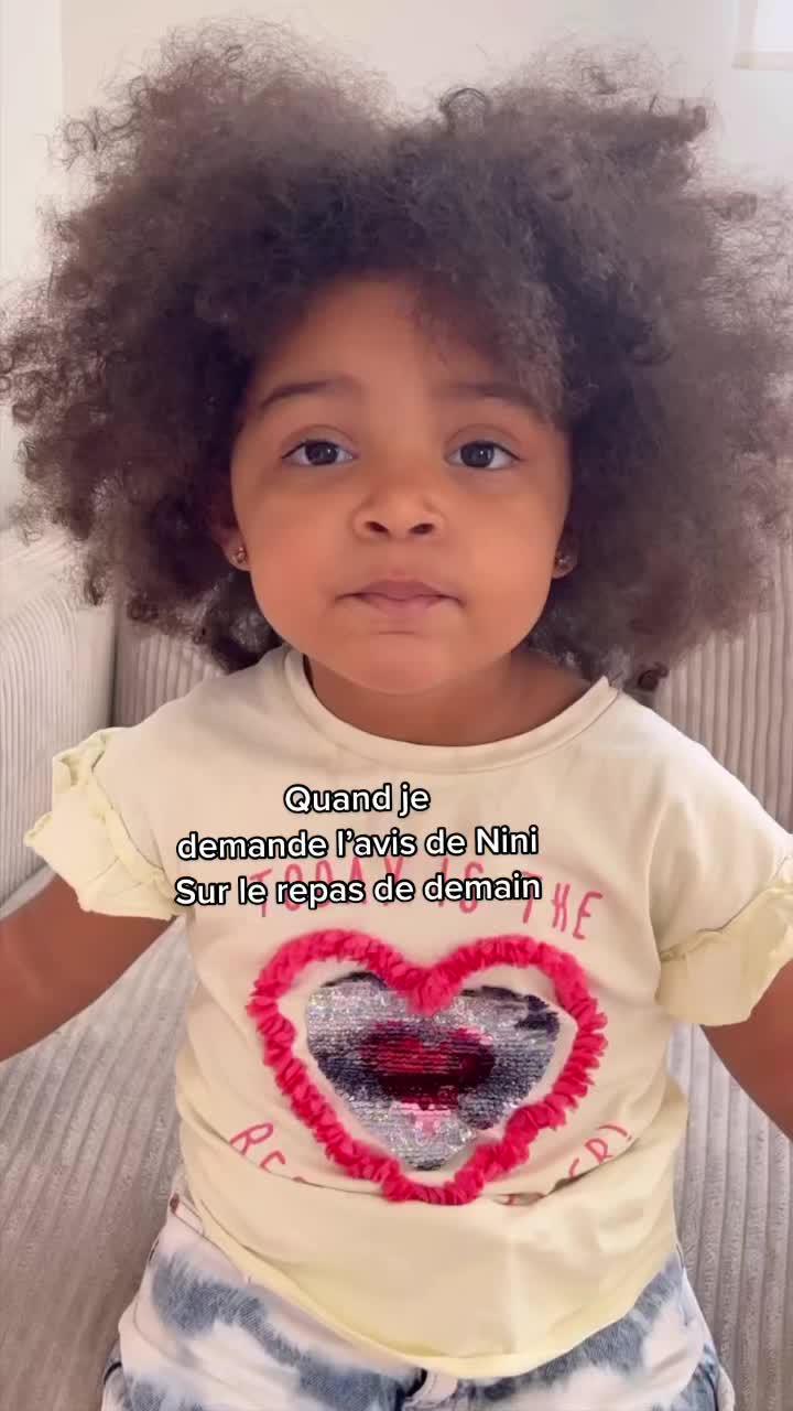 @SquadCarrefour nous ont livré tous les ingrédients pour préparer la recette préférée de Nini! 😍 #livraison