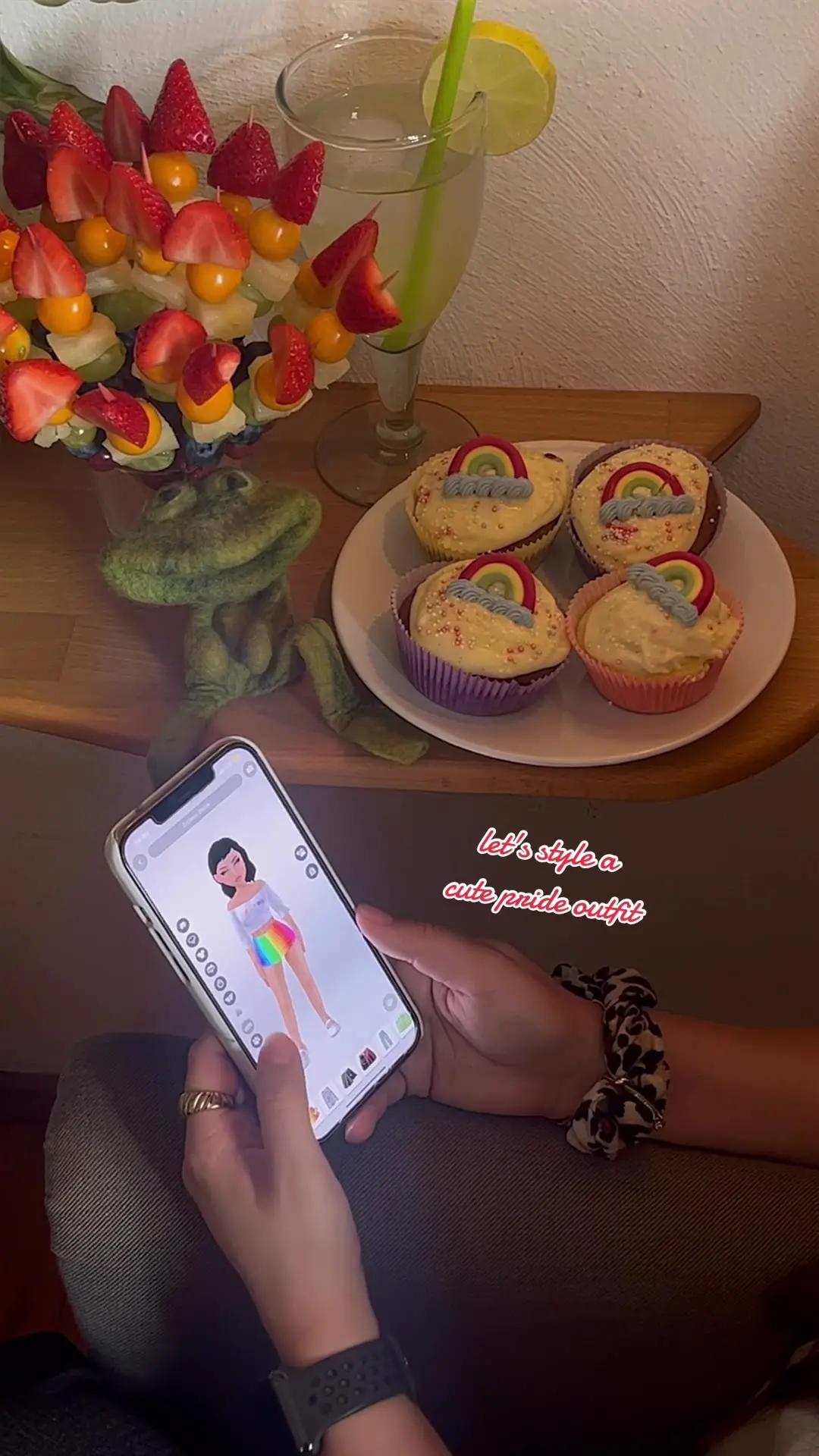 we‘re getting ready for pride month! 🏳️‍🌈♥️🥰 #clubcooeedesign #virtualparty #videogames #cooeefashion #clubcooebrasil #cozycooeesession #party 