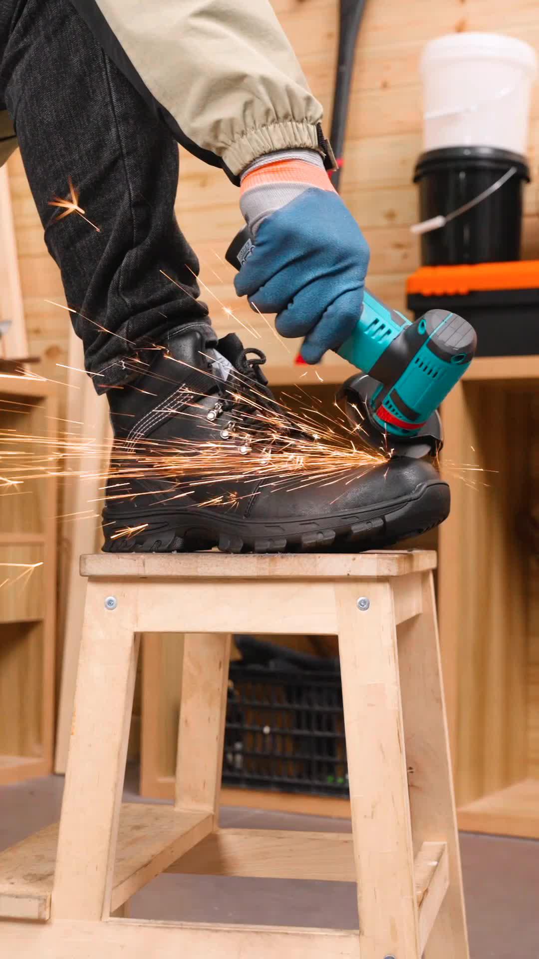 i love my new backpack so much 🌸✨ an updated + realistic lil whats in my bagggg🤭 #whatsinmybag #makeup #bagessentials #trending #fyp #foryou #foryoupage