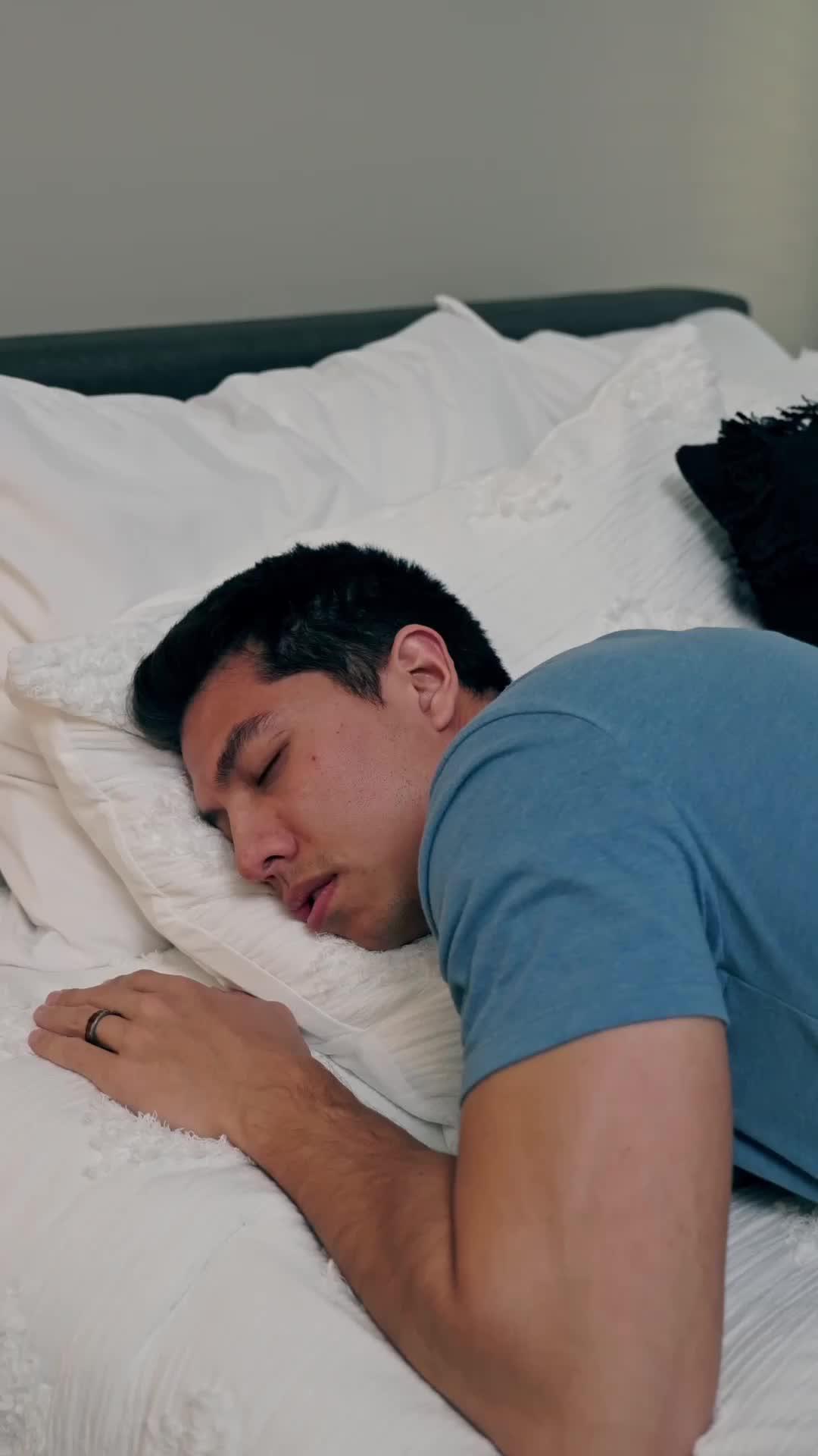 Unlock Better Sleep with Emma Up! Discover Your Habit's Impact on Your Nightly Rest.