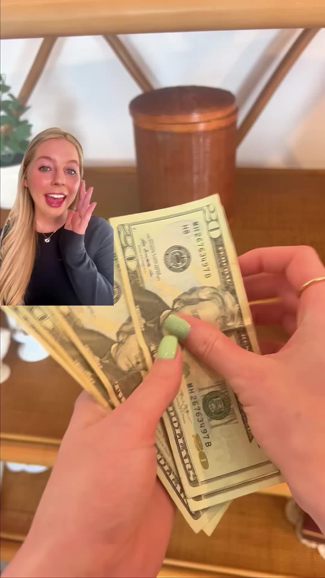 Need cash? Get up to $100 with Credit Genie. No Interest, No Credit Checks, Fast Deposits