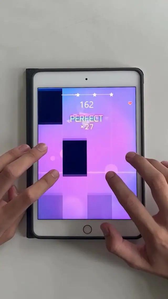 Follow the rhythm and enjoy yourself