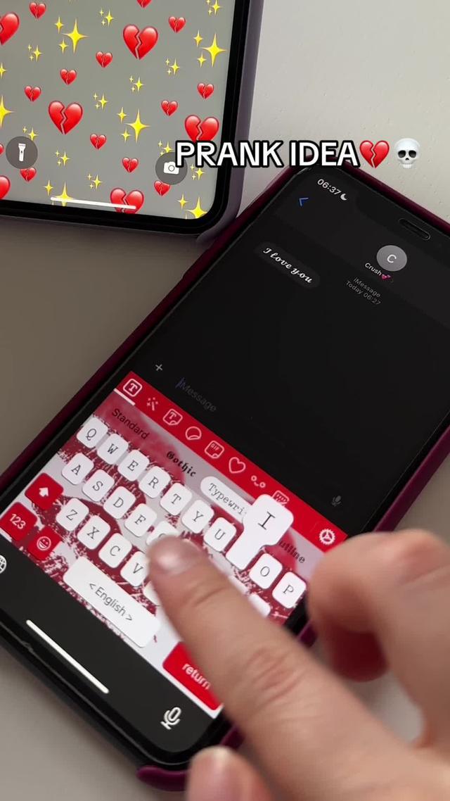 Smart typing and creative themes for your phone