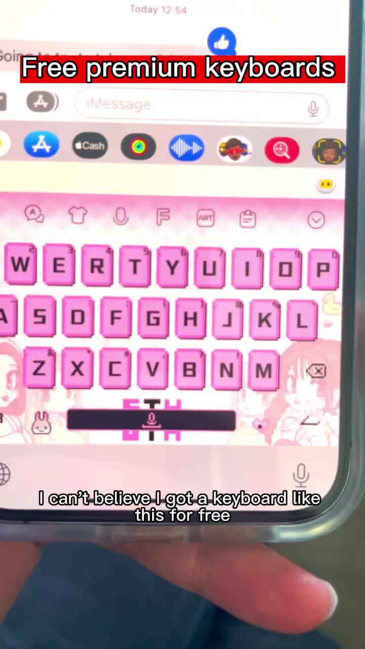 With Facemoji, chatting is super easy!