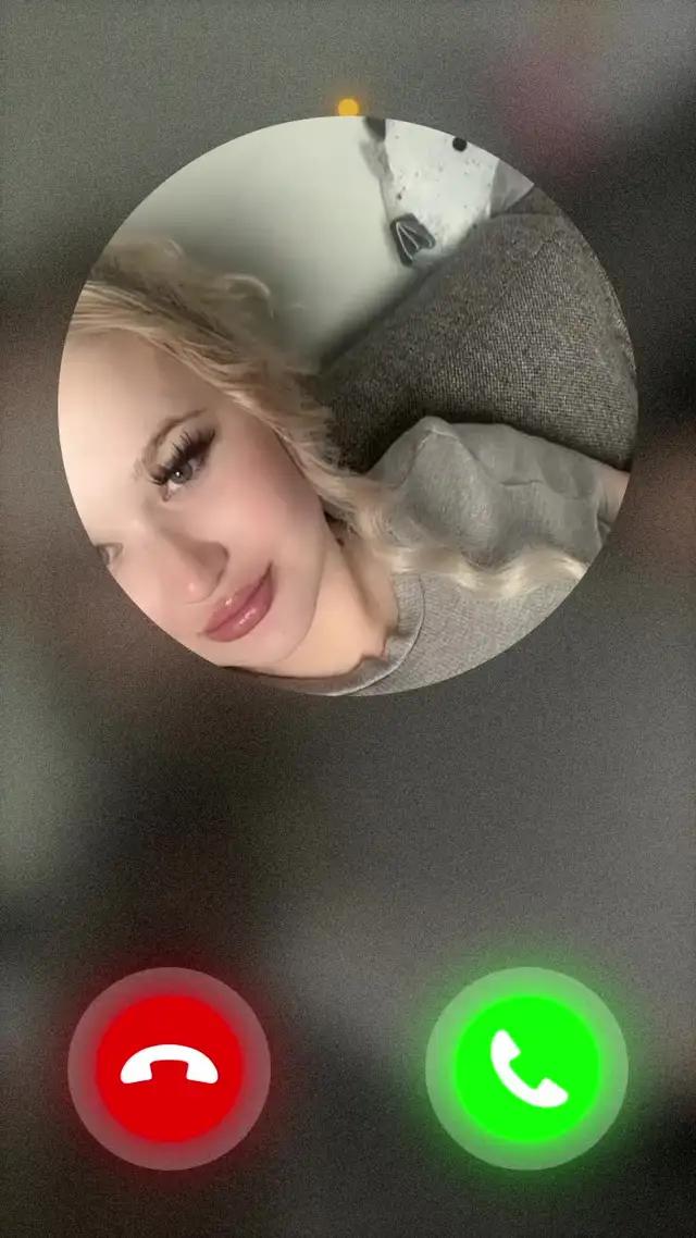 Video chat & Gaming together