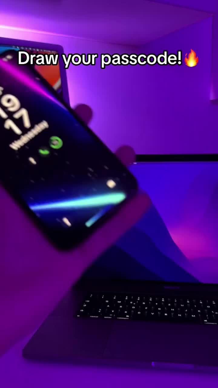 Set exclusive widgets & themes for your Phone