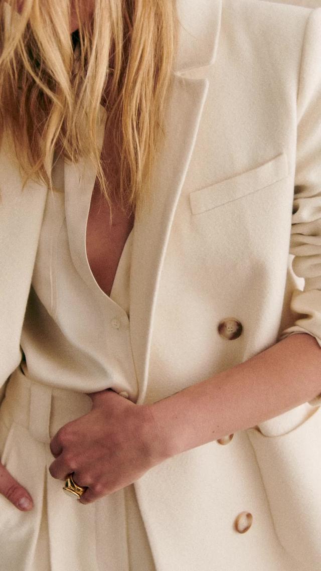 ENTDECKE DIE SÉZANE APP