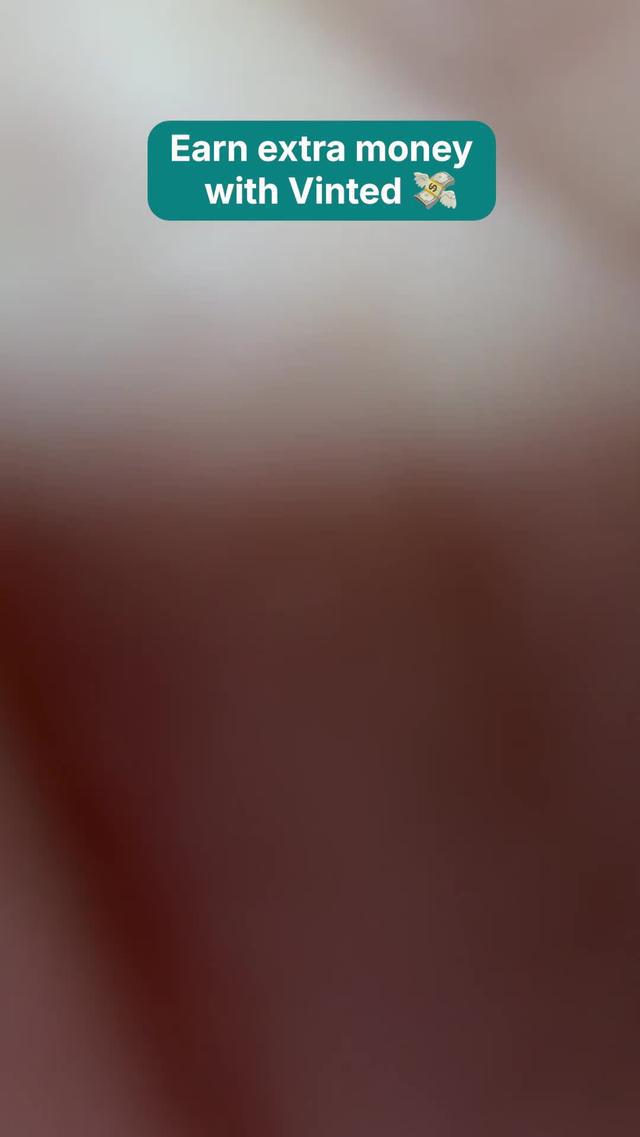 More money. More space. Less Waste. Download Vinted now!