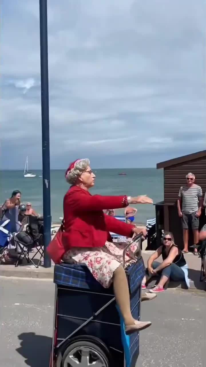 Get ChatGPT on your phone with Super AI Chat.