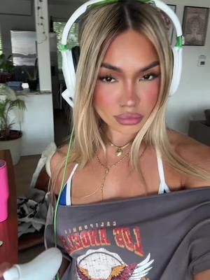 Find pro teammates on Plink app!