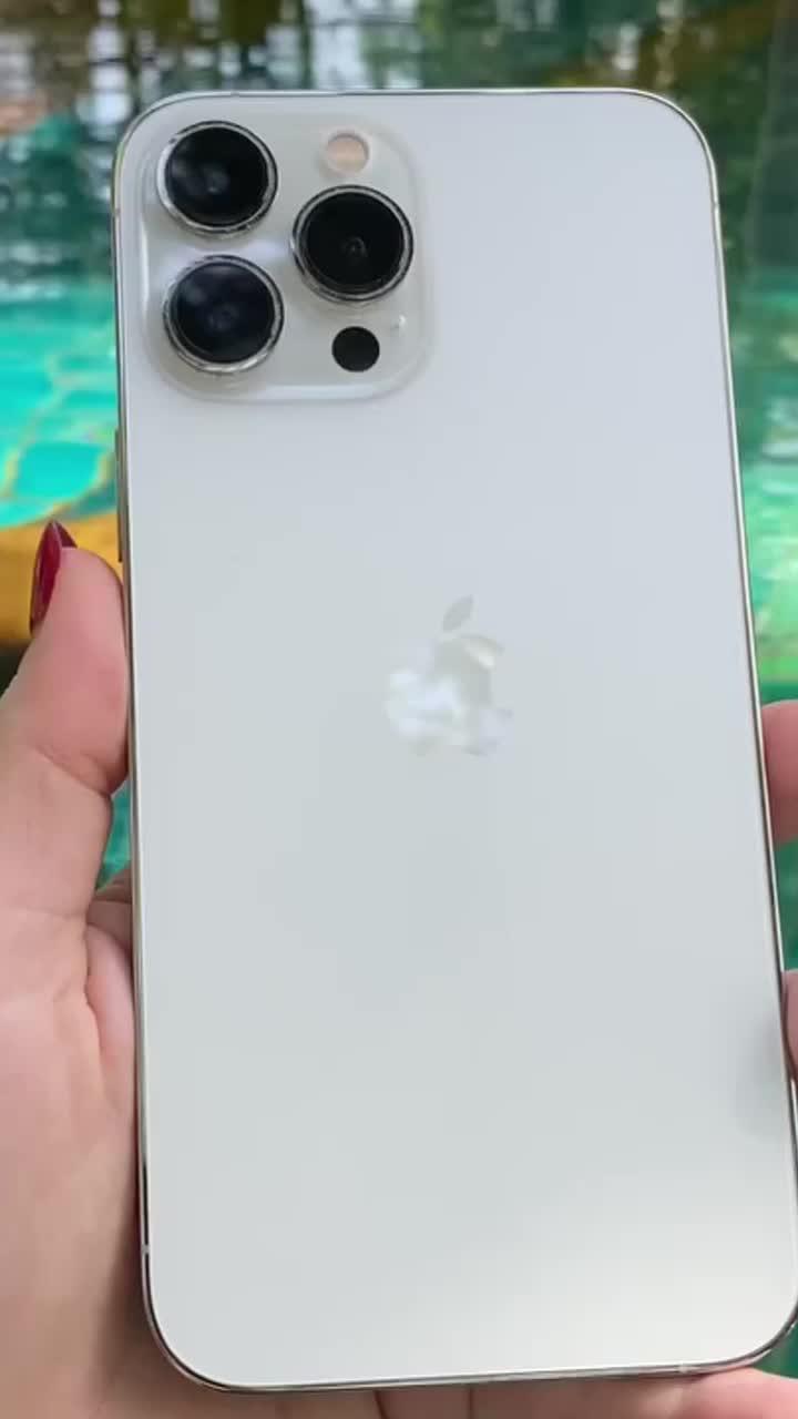 Simple PDF scanner app! Scan everything and share it as PDF!