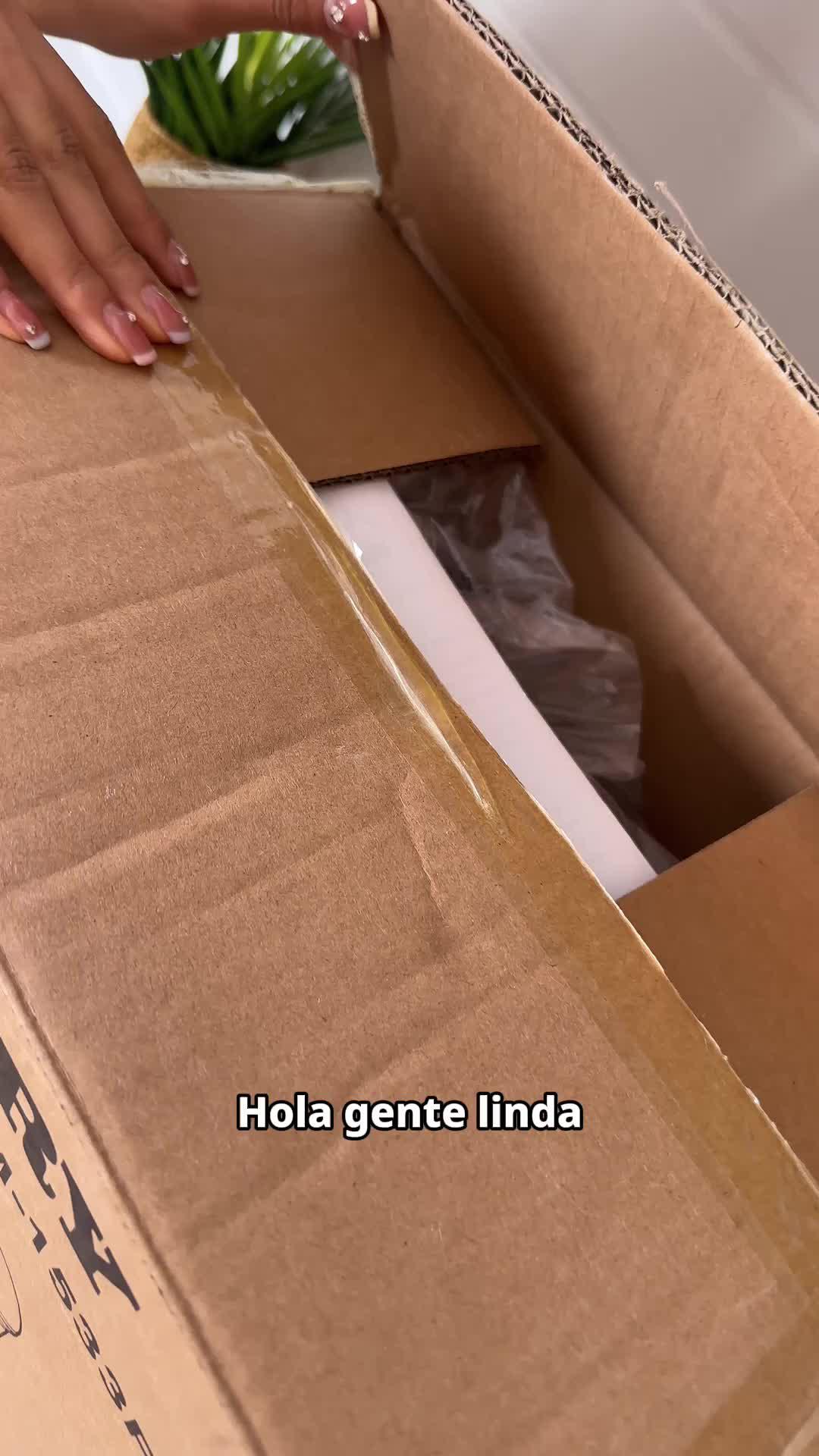 💧✨ Con un diseño moderno y funcionalidad sin igual, preparar las comidas nunca ha sido tan chic. #Cocina #DiseñoDeInteriores #Hogar #Grifo #fyp