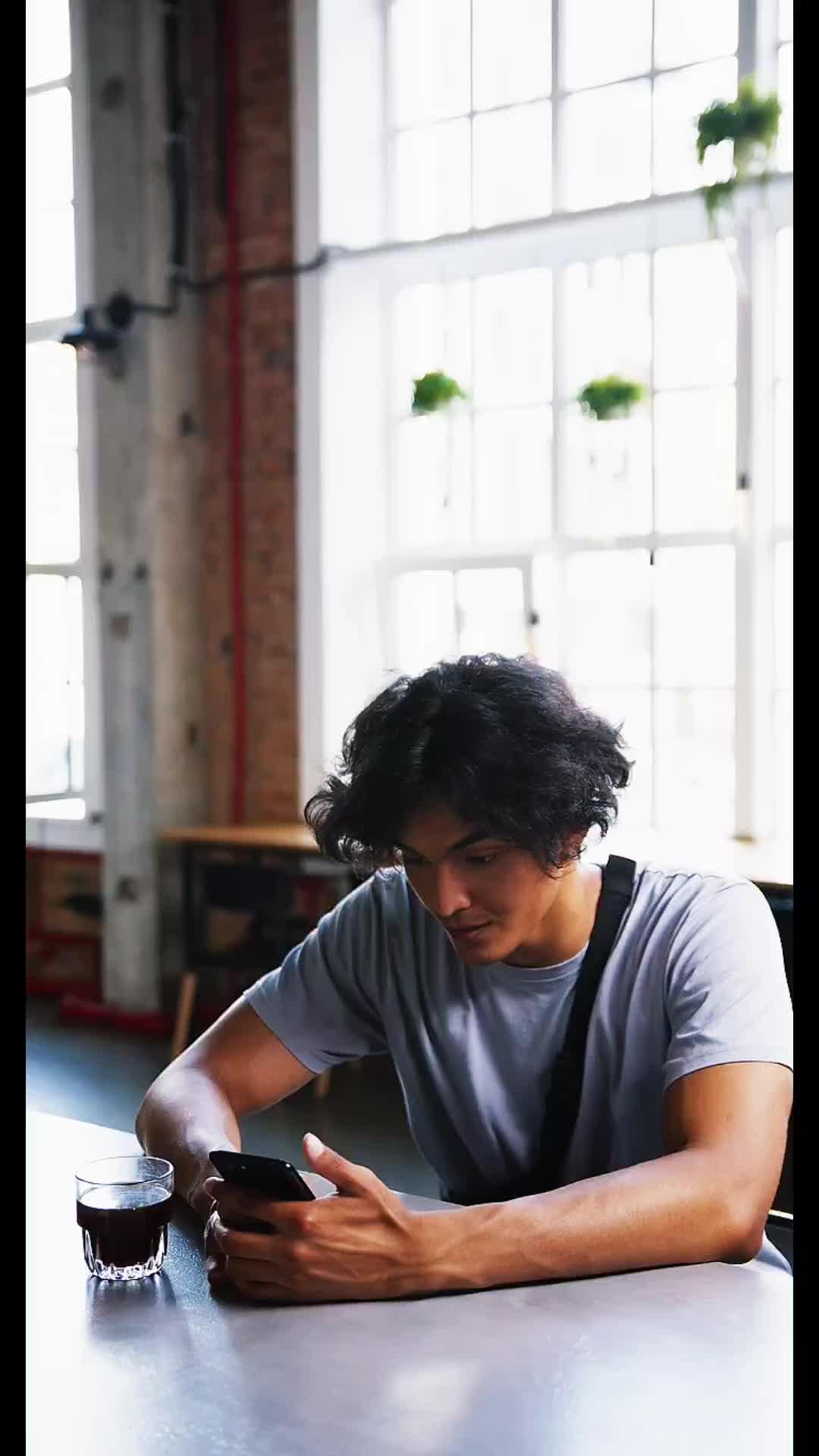 Live psychic reading First 3 mins FREE.Ask about love, relationship,future,career&family privately.