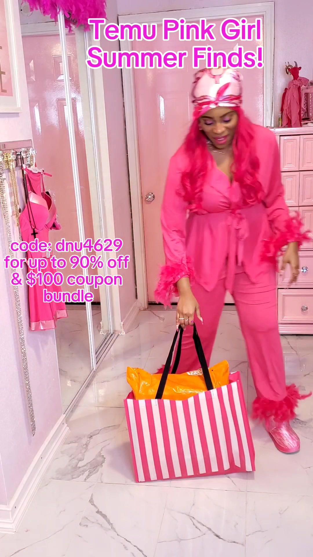 I'm obsessed💕💕 link in my bio 🏖☀️🌊🔍code: dnu4629 in #temu search bar for up to 90% off and $100 coupon bundle (app new users only with qualifying orders) Free shipping on items shipped from Temu, Free Returns for up to 90 days #temufinds #temuhaul #summer #beding ##fashion #yoga #bikini #phonecase #home #charm #pink