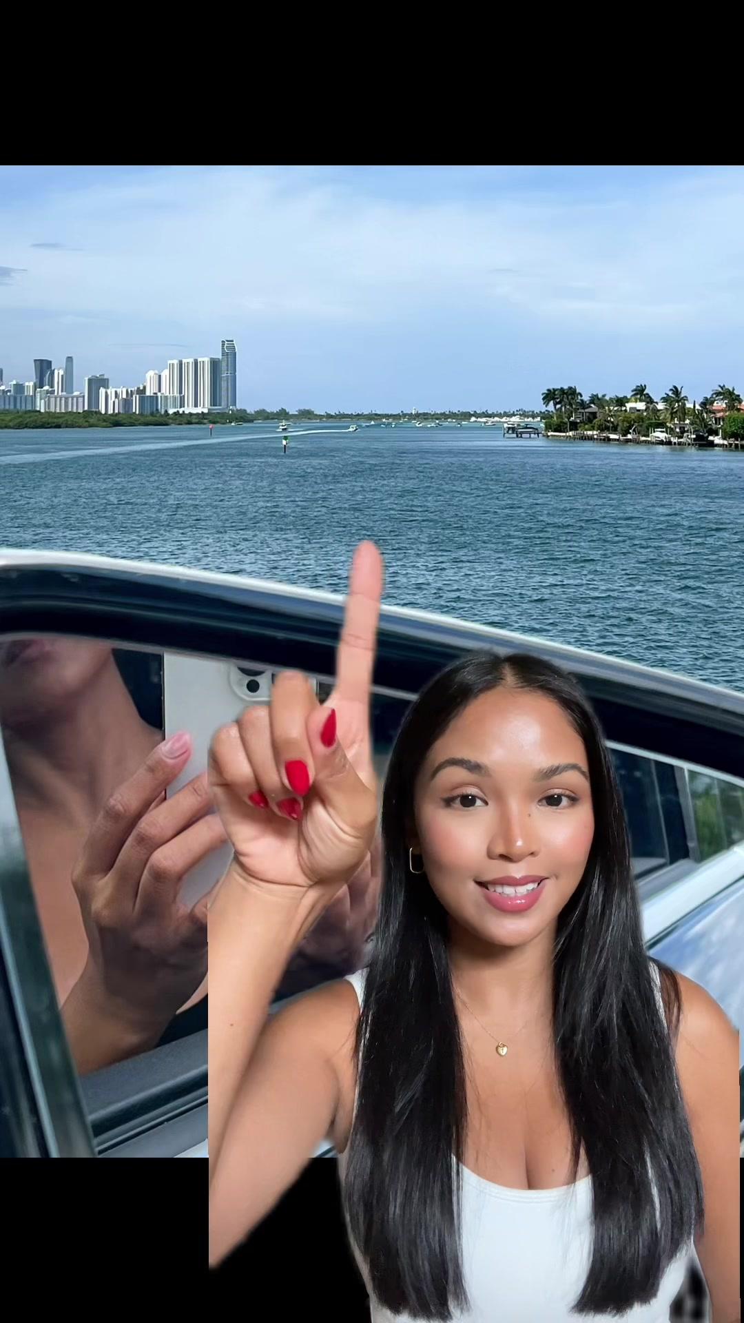 Take your photos to the next level with the free app @PhotoGrid 🖼️ #photogridapp #photoeditor #collage #backgroundedit #greenscreenvideo