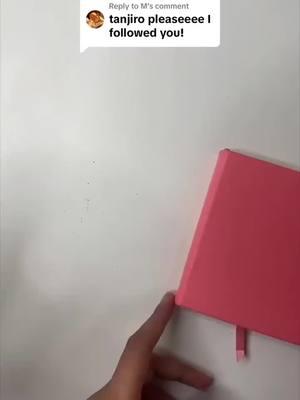 AR Sketch turns your device into the perfect tool for mastering your drawing skills